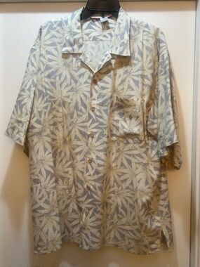 Smith and Watkins Hawaiian shirt